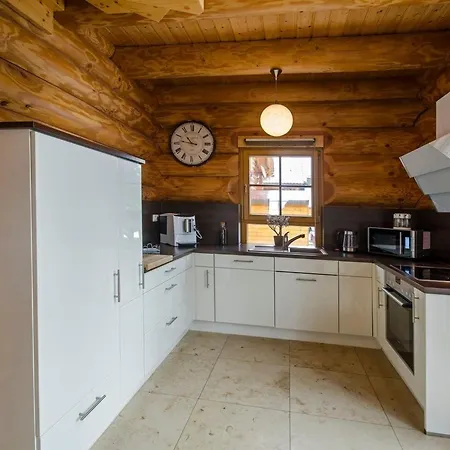 Traumhafte Ferien Im Schwarzwald-chalet Perfekte Location Fuer Premium Somme By Interhome
